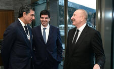 Prezident İlham Əliyev Davosda “Azərbaycan rəhbərliyi ilə səhər yeməyi” adlı tədbirdə iştirak edib