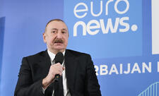 Prezident İlham Əliyev Davosda “Azərbaycan rəhbərliyi ilə səhər yeməyi” adlı tədbirdə iştirak edib