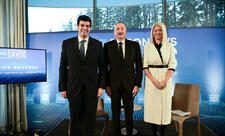 Prezident İlham Əliyev Davosda “Azərbaycan rəhbərliyi ilə səhər yeməyi” adlı tədbirdə iştirak edib