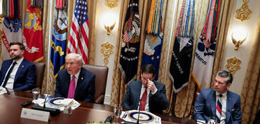 Tramp mümkün varislərin adlarını açıqlayıb