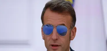 Makron Fransa donanmasının Rusiyanın neft tankerini ələ keçirdiyini açıqlayıb