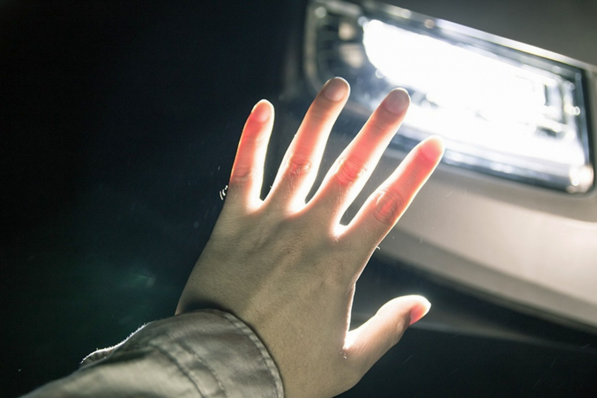 Buzovnada maşın piyadanı vuraraq öldürüb