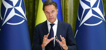 Rutte: NATO Arktikada təhlükəsizliyi Danimarka ilə gücləndirir