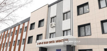 Laçın şəhərindəki orta məktəbdə 173 şagird təhsil alır, 19 müəllim çalışır