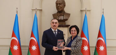 Aida Eyvazlı Göytürkün “Sahaya” kitabı türk dilinə uyğunlaşdırılaraq işıq üzü görüb