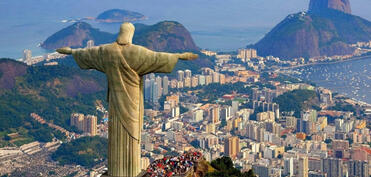 Braziliya Çin vətəndaşları üçün vizanı ləğv edir