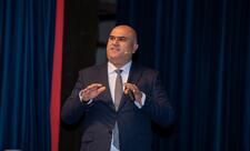 Gələcəyin lider modeli: dəyişən dünyada liderliyin yeni mənası