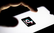 "Tiktok"da canlı yayımda qeyri-etik ifadələr işlədən şəxs həbs edilib