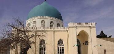 Məscidlərə 17 imam axtarılır