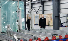 Prezident Sumqayıtda güzgü vərəqələrin istehsalı zavodunun açılışında iştirak edib