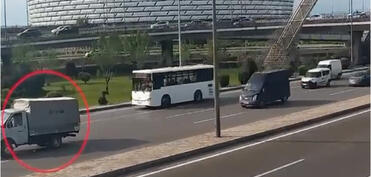 Ötən il 1889 nasaz avtomobil yolda qalıb, sıxlıq yaranıb