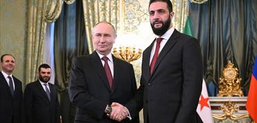 Suriya prezidenti Əş-Şaraa Moskvaya gəlib