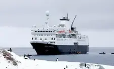 Danimarka Qrenlandiyaya icarəyə götürülmüş sovet gəmisini göndərib