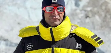 Nepalda itkin düşən təbrizli dağçının axtarışı dayandırıldı