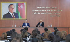 Mərkəzi Aran regionunda tədrisin keyfiyyəti müzakirə edilib