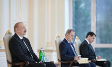 Prezident İlham Əliyev Yunanıstanın yeni səfirinin etimadnaməsini qəbul edib - YENİLƏNİB