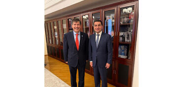 Hikmət Hacıyev BMT-nin müvəqqəti rezident əlaqələndiricisi ilə görüşüb