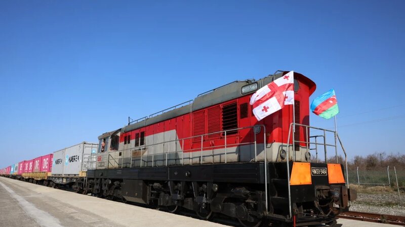 Poti–Bakı ekspres blok-qatarı yola salındı