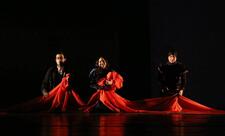 “Neft bumu hamıya gülümsəyir” tamaşasının premyerası olub