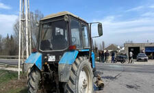 Sabirabadda baş verən qəzada sürücü ağır yaralanıb