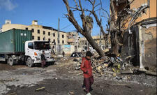 Pakistanın cənub-qərbində baş verən hücumlar nəticəsində həlak olanların sayı 120-ni keçib