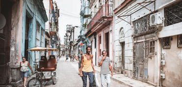 ABŞ konqresmeni Trampın açıqlamalarından sonra turistləri Kubaya səfər etməməyə çağırıb