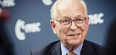 Volfqanq İşinqer: Avropa NATO-nun nüvə çətirində daha aktiv rol oynamalıdır