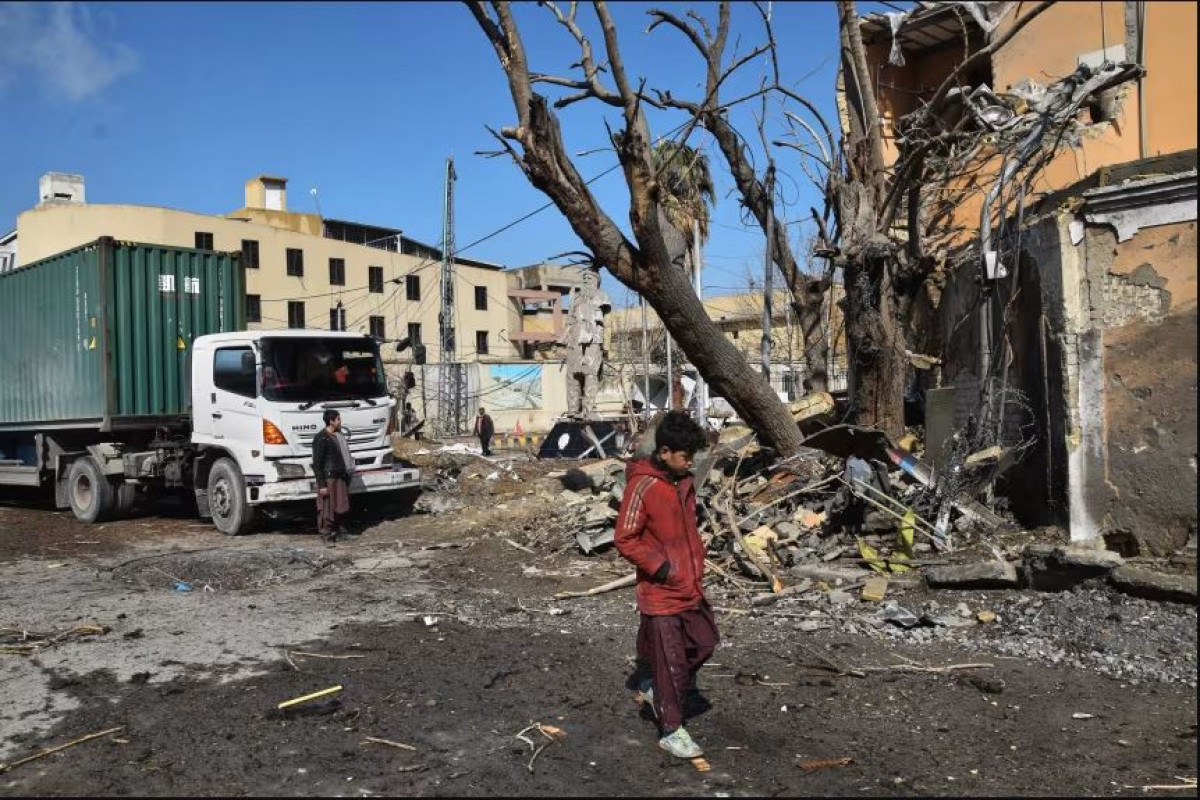 Pakistanın cənub-qərbində baş verən hücumlar nəticəsində həlak olanların sayı 120-ni keçib