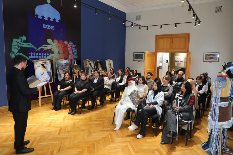 Dövlət Teatr Muzeyində Gənclər Gününə həsr olunmuş tədbir keçirilib