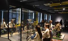 Gələcəyin robototexnikləri STEAM İnnovasiya Mərkəzində