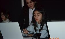 Gələcəyin robototexnikləri STEAM İnnovasiya Mərkəzində