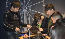 Gələcəyin robototexnikləri STEAM İnnovasiya Mərkəzində