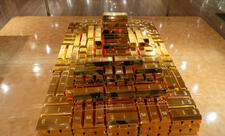 Qızılın qiyməti 4 700 dollardan aşağı düşüb