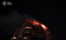 Zelenski: Rusiya bu gecə Ukraynaya qarşı 70-dən çox raket və 450 zərbə dronundan istifadə edib