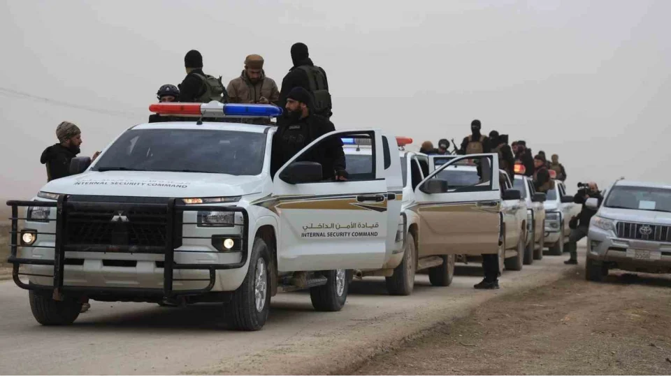 Suriya ordusu Həsəkədə yerləşdirilməyə başlayıb