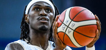 Azərbaycan klubu basketbolçusu ilə yollarını ayırıb