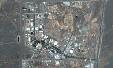 İran zərər görmüş nüvə obyektlərini bərpa edib