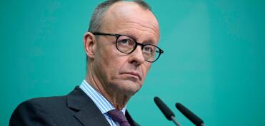 Merz: Aİ Rusiyaya ilə danışıqlara hazırdır