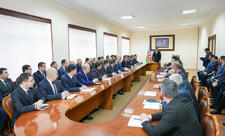 Naxçıvan MR Baş naziri kollektivə təqdim edilib