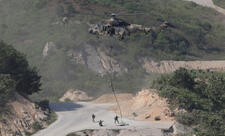 Cənubi Koreyada hərbi helikopter qəzaya uğrayıb