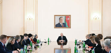 Prezident İlham Əliyev ABŞ Ticarət Palatasının nümayəndə heyətini qəbul etdi - YENİLƏNDİ/ FOTO