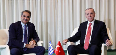 Mitsotakis Ərdoğanla Kipr məsələsini müzakirə edib