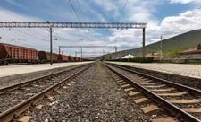 Papuaşvili: Gürcüstan dəmir yolu əlaqəsinin bərpası ilə bağlı Rusiya ilə danışıqlar aparmır