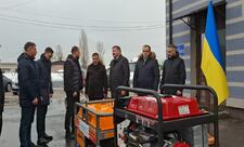 Azərbaycandan Ukraynaya göndərilən generatorlar İrpen şəhərinə verilib