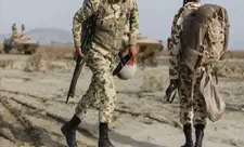 İranda fəhlələri daşıyan avtobus gülləbaran olunub, ölən və yaralananlar var