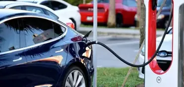 Elektrikli və hibrid avtomobillərin idxalı üzrə göstəricilər açıqlanıb