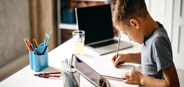 Mərkəzdən idarə olunan dərslər: Azərbaycan distant təhsilə hazırdır? - ARAŞDIRMA