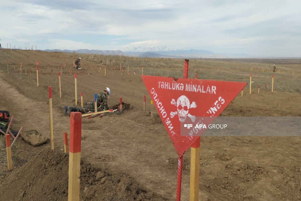 FHN Ağdamda minatəmizləmə əməliyyatları icra olunan ərazilərə media-tur təşkil edib - FOTO