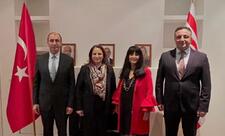 Berlində “Uşaqlar üçün Osman Türkay” kitabının təqdimatı olub