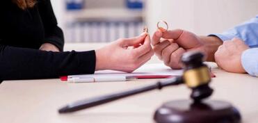 Boşanmalar artır: dəyərlər sistemi təhdid altında